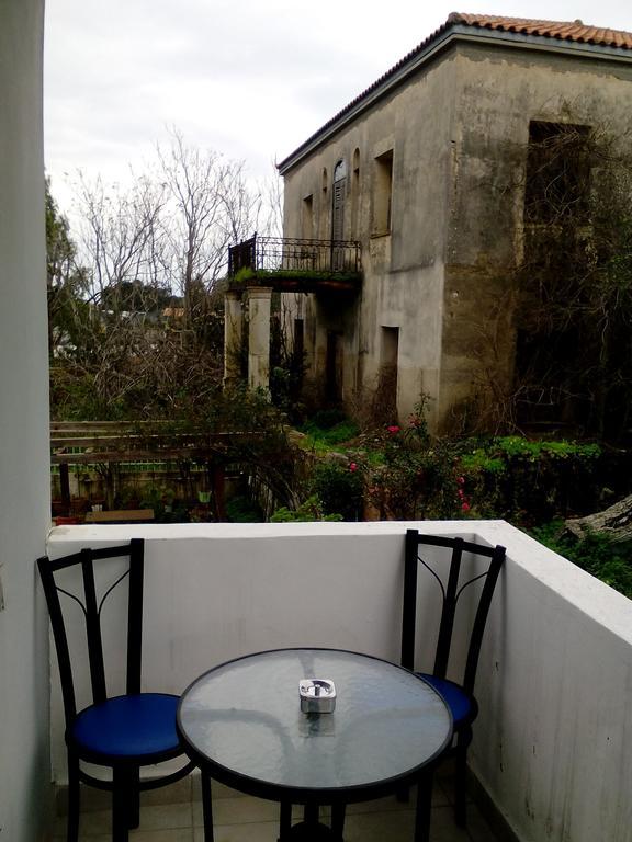 Erofili Apartments Souda Exterior photo